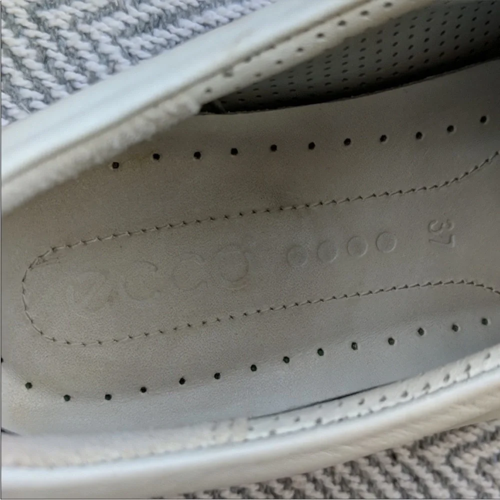 ECCO WOMEN'S SNEAKERS - Picture 11 of 11